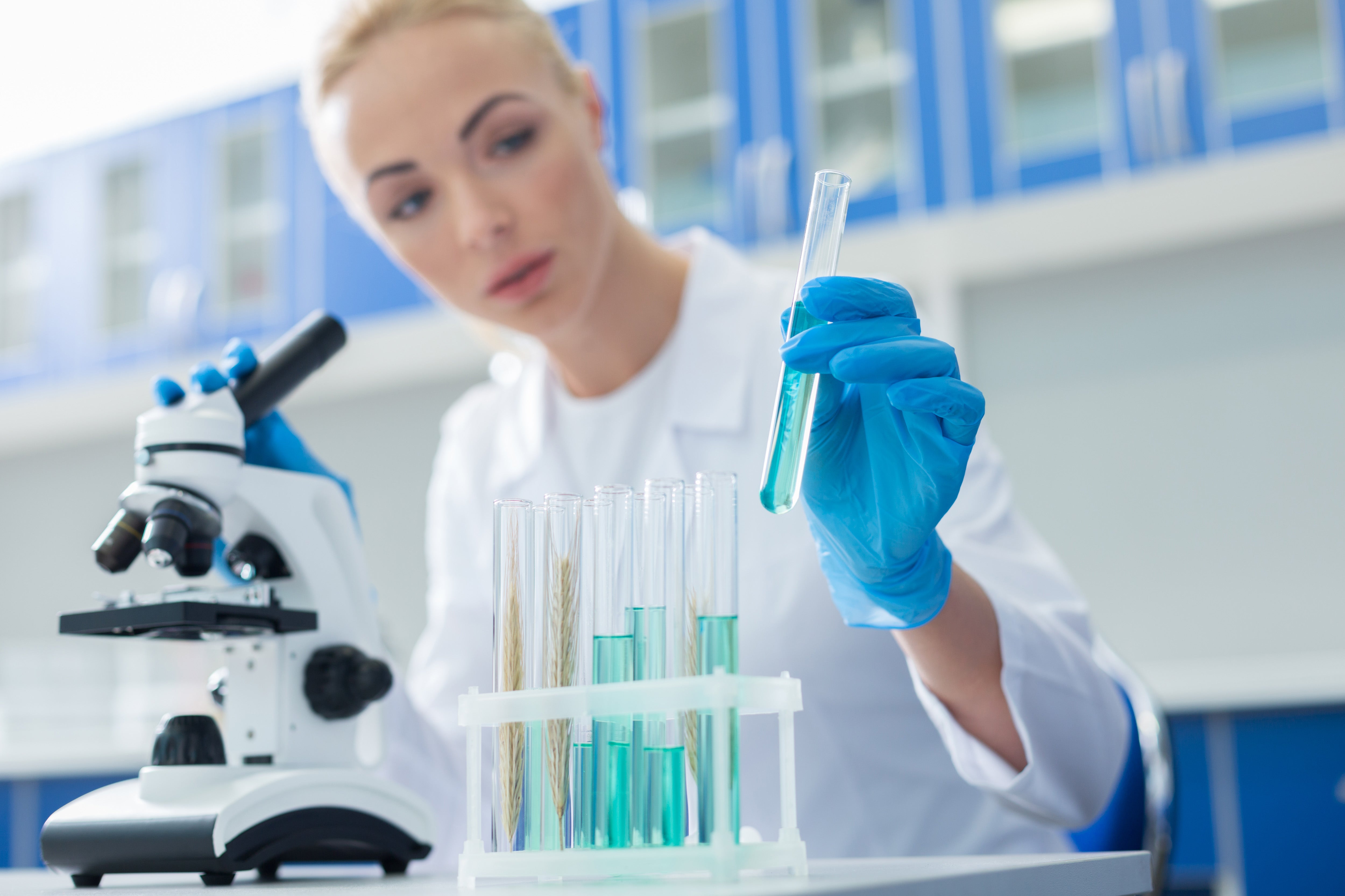 Image of Woman working in lab